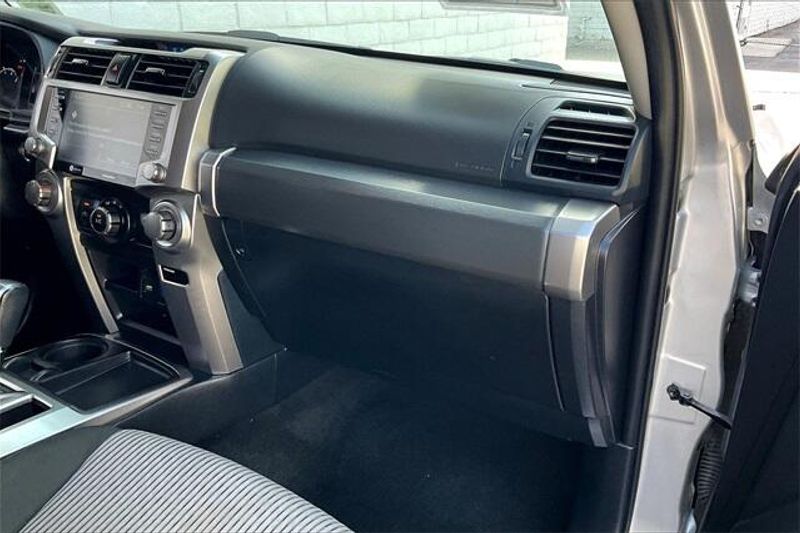 2022 Toyota 4Runner SR5Image 16