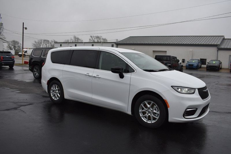 2024 Chrysler Pacifica Touring L in a Bright White Clear Coat exterior color. Tom Whiteside Auto Sales 740-831-2535 whitesidecars.com 