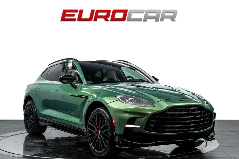 2023 Aston Martin DBX 707 *SPECIAL FACTORY PAINT * PANORAMIC ROOF*Image 7