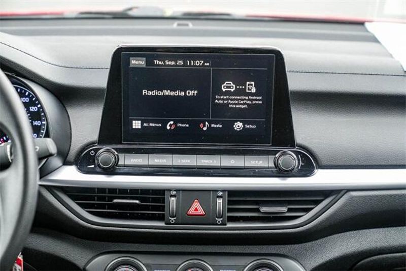 Used 2023 Kia Forte LXSImage 15