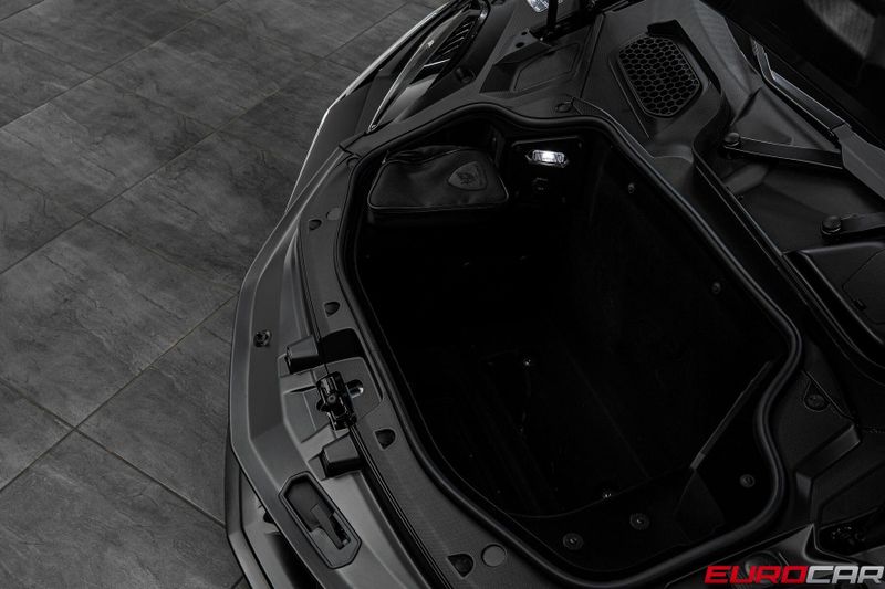 2025 Lamborghini Revuelto *PASSENGER DISPLAY * FULL PPF*Image 11