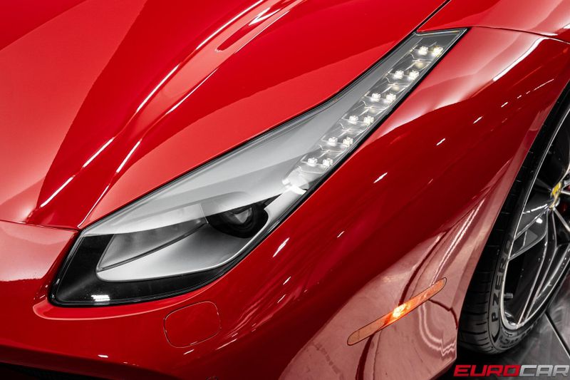 2017 Ferrari 488 Spider *CARBON INTERIOR * IMMACULATE CONDITION*Image 15