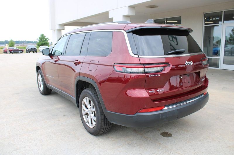 2021 Jeep Grand Cherokee Limited photo 9