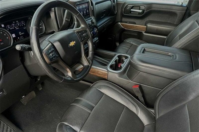 2019 Chevrolet Silverado 1500 High CountryImage 8