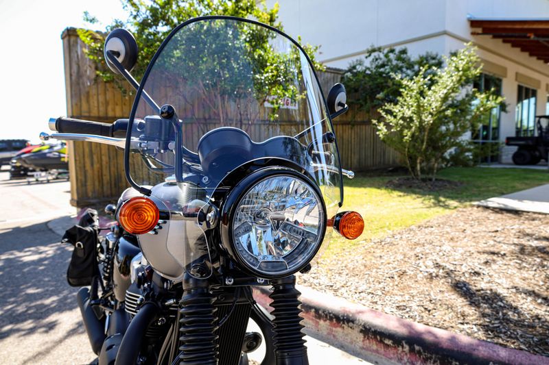 USED 2025 TRIUMPH BONNEVILLE T120 Image 12