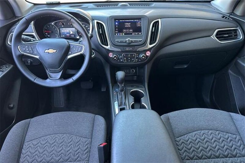 2024 Chevrolet Equinox LTImage 11