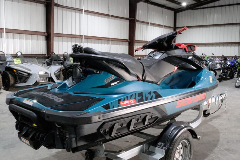 2018 SEADOO WAKE 155  in a BLUE exterior color. Family PowerSports (877) 886-1997 familypowersports.com 