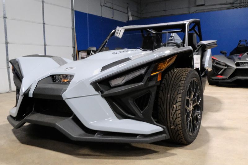 2024 Polaris SLINGSHOT SL AUTODRIVE OCEAN GRAYImage 12