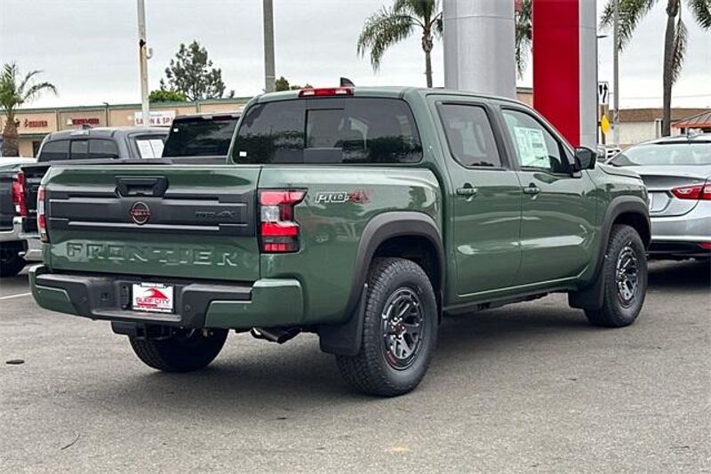 New 2025 Nissan Frontier PRO-4XImage 3