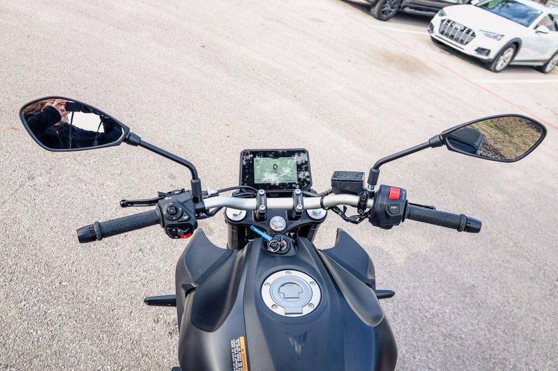 NEW 2025 YAMAHA MT07 Image 2