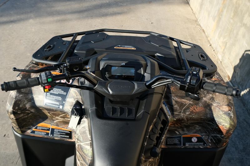 NEW 2026 CAN-AM OUTLANDER DPS 700 Image 12