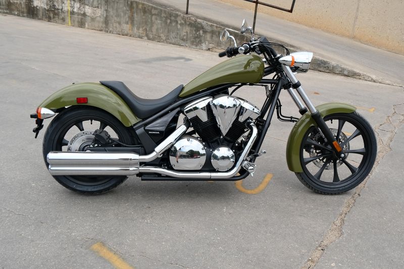 New 2025 Honda FURY ABS ADVENTURE GREEN Image 2