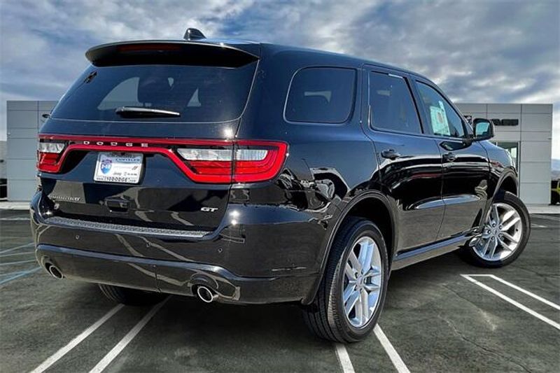 2025 Dodge Durango GT photo 8