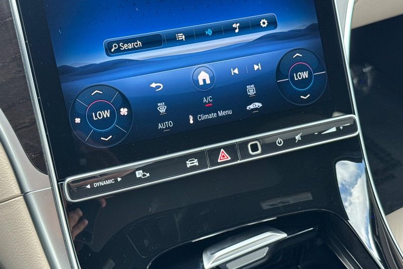 New 2026 Mercedes-Benz C-Class C 300Image 16