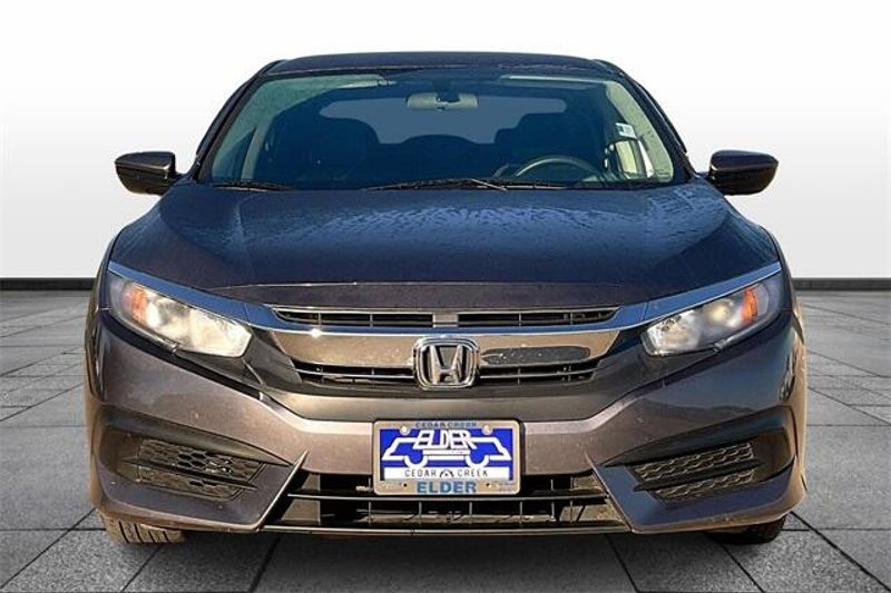 2018 Honda Civic LXImage 3