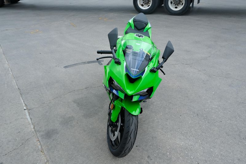 NEW 2026 KAWASAKI NINJA ZX6R ABS Image 8