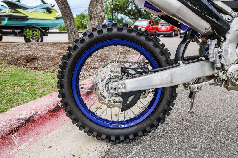 2020 Yamaha YZ450FX  TEAM BLUE Image 13