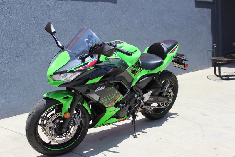 2023 Kawasaki NINJA 650 Image 3