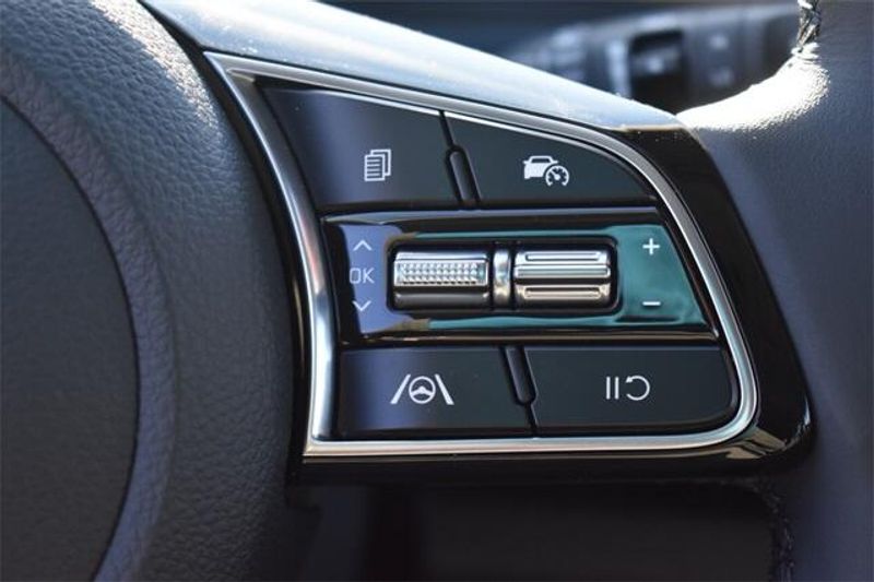 2025 Kia Seltos EXImage 25