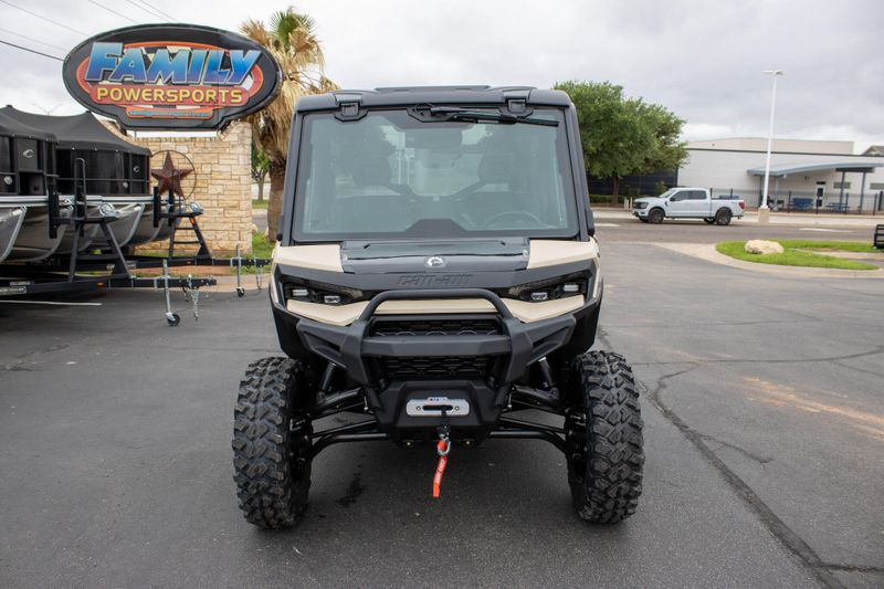 NEW 2026 CAN-AM DEFENDER LIMITED CAB HD11 Image 9