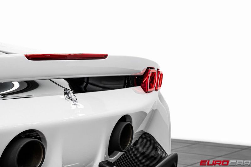 2022 Ferrari SF90 Stradale *SUSPENSION LIFTER * CARBON FIBER OPTIONS*Image 24
