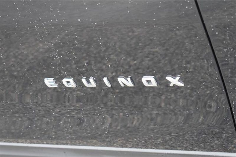 Used 2023 Chevrolet Equinox LTImage 12
