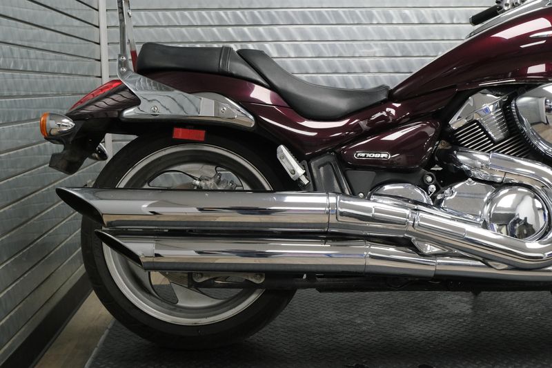 USED 2009 SUZUKI BOULEVARD M109R Image 14