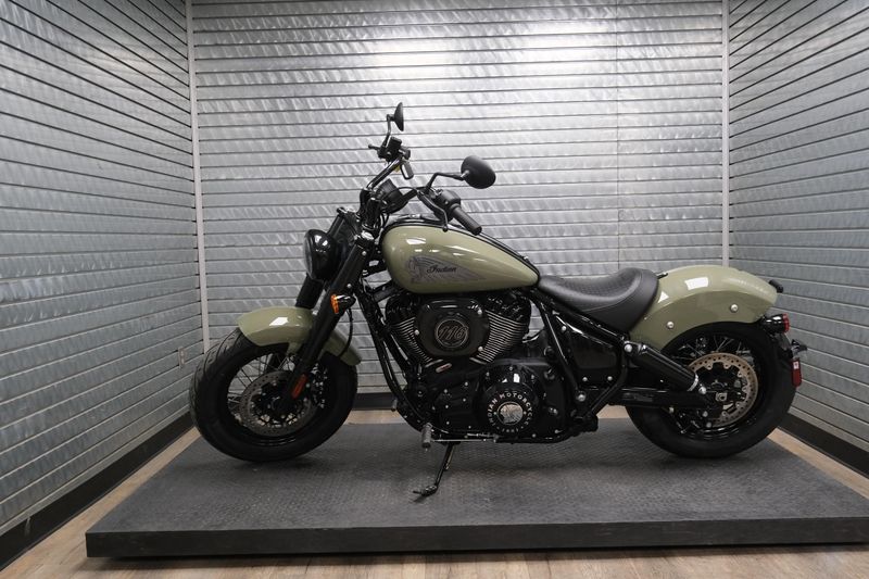 NEW 2026 INDIAN MOTORCYCLE CHIEF BOBBER DARK HORSE Image 6