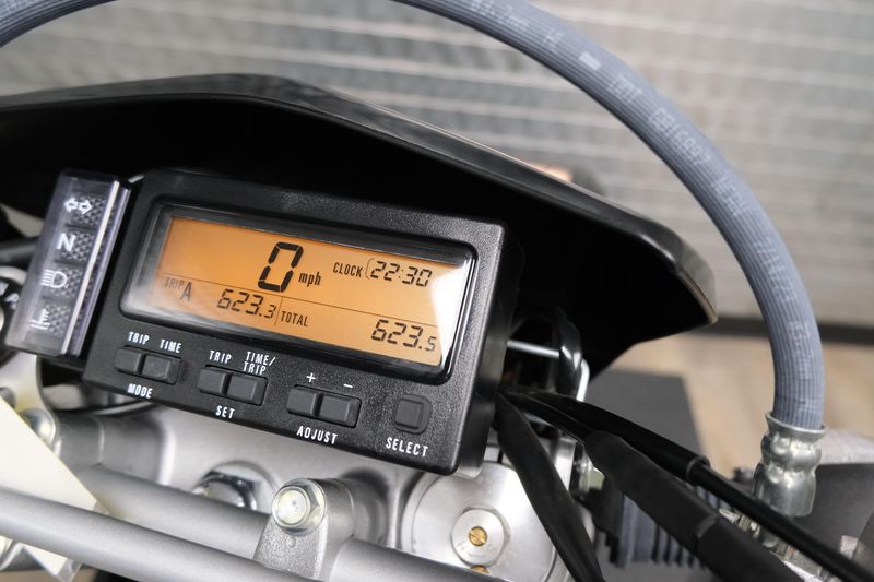 USED 2024 SUZUKI DRZ400S Image 19