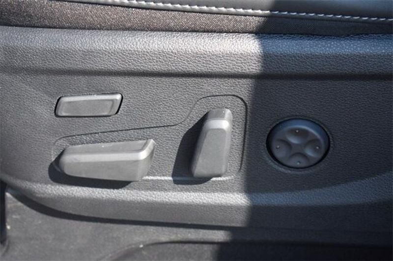 New 2025 Kia Telluride SX-PrestigeImage 28