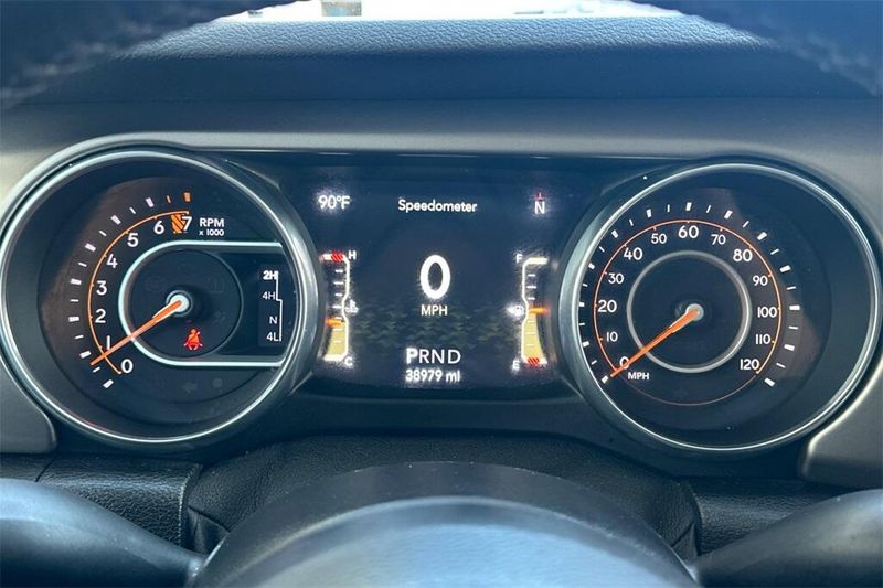2020 Jeep Gladiator Sport S photo 22