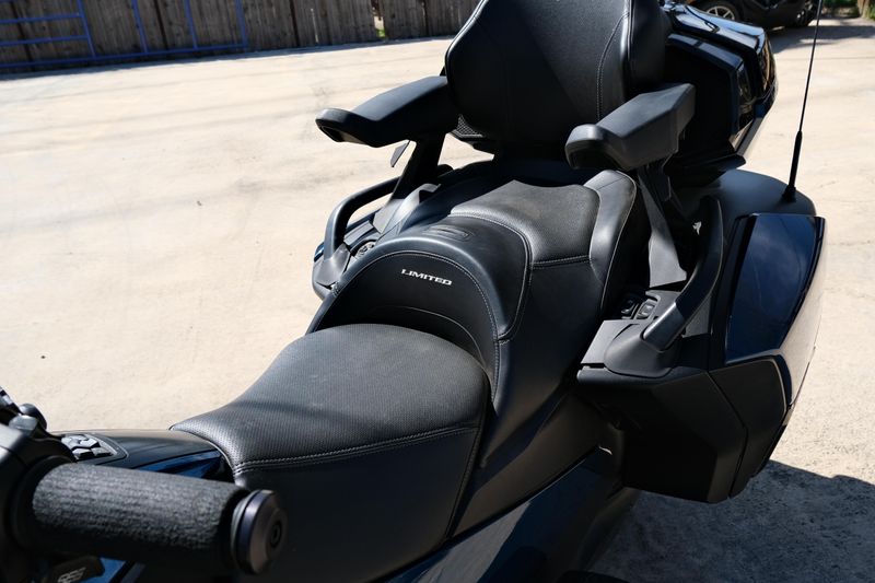 USED 2022 CAN-AM RD SPYDER RT LTD Image 16