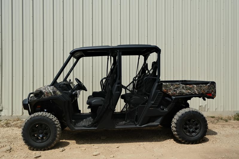 NEW 2026 CAN-AM DEFENDER MAX XT HD11 Image 6