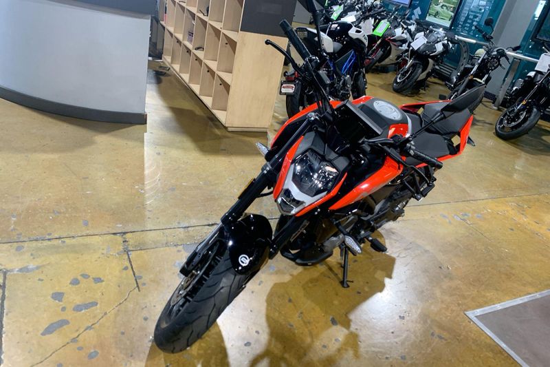 New 2025 CFMOTO 300NK Image 18