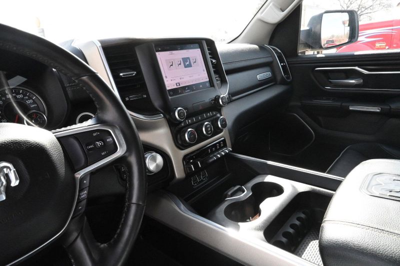 2022 RAM 1500 LaramieImage 25