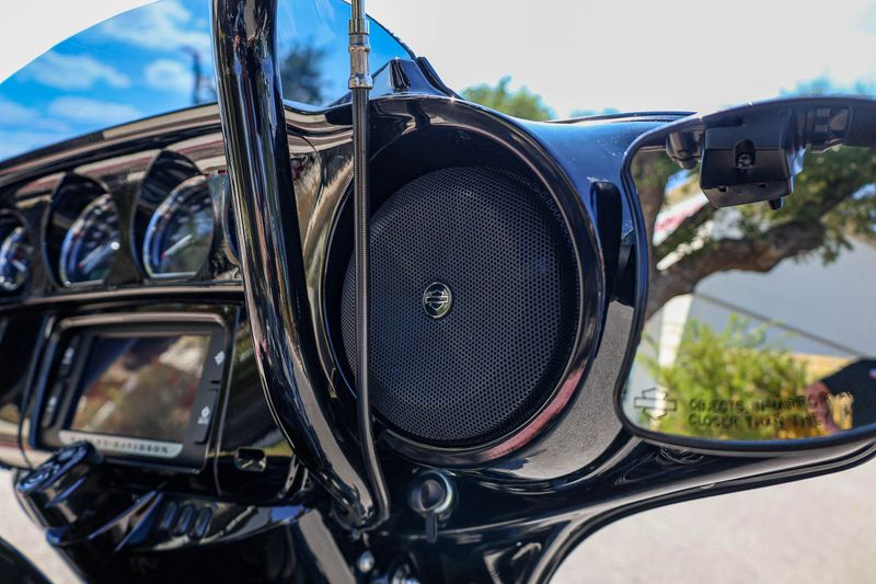 USED 2018 HARLEY STREET GLIDE SPECIAL Image 7