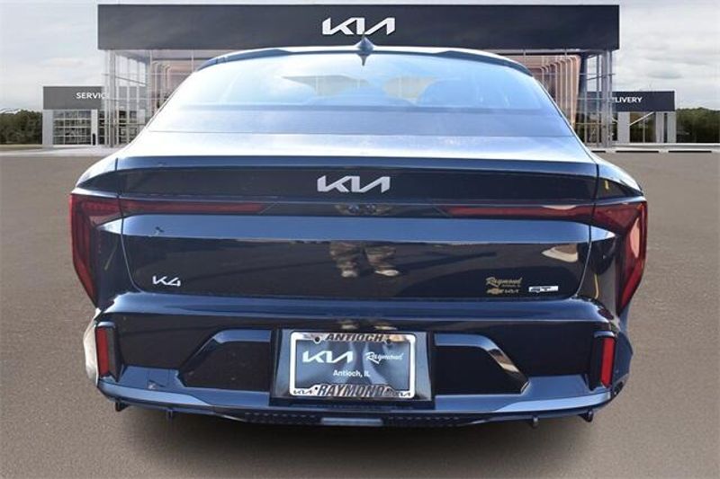 2025 Kia K4 GT-LineImage 4