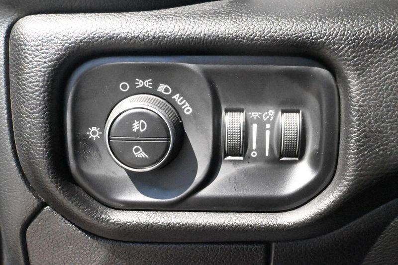 2025 RAM 1500 Big HornImage 17