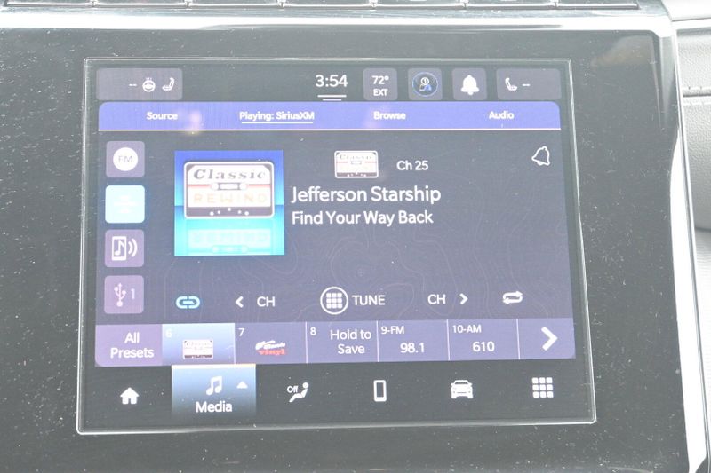 2025 Jeep Grand Cherokee Altitude XImage 24