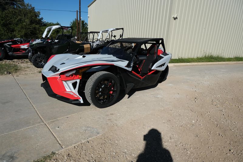 2024 Polaris SLINGSHOT ROUSH EDITION AUTODRIVE RACETRACK REDImage 5