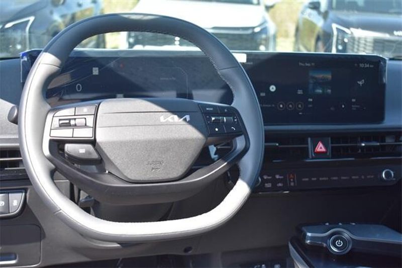 New 2025 Kia EV6 LightImage 17