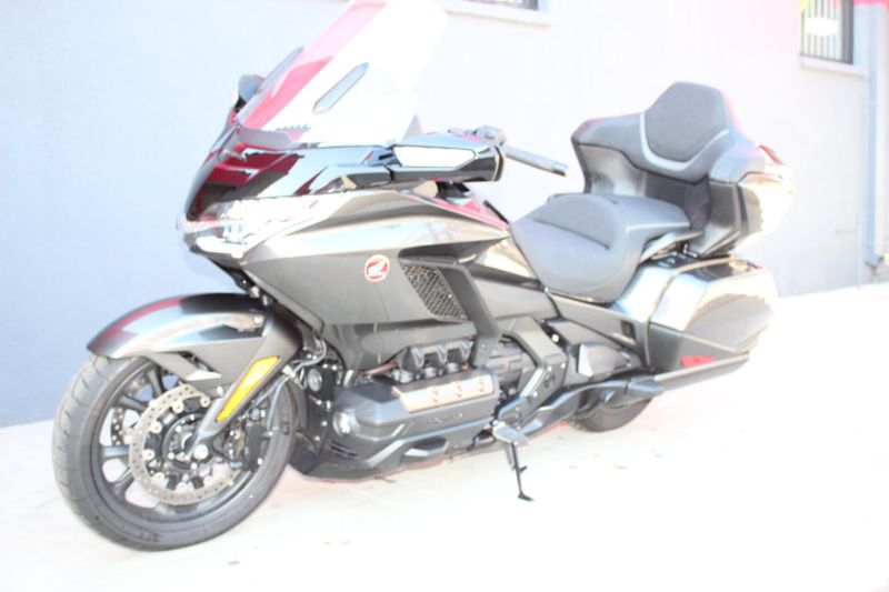 2024 Honda GOLDWING AUTOMATIC DCT Image 5