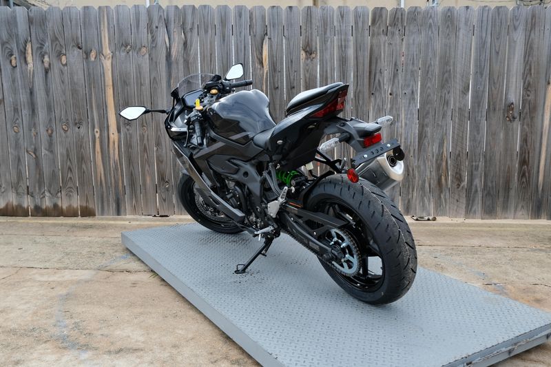NEW 2026 KAWASAKI NINJA ZX4RR ABS Image 5