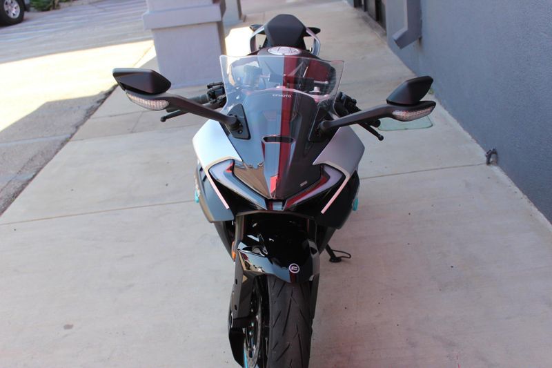 New 2025 CFMOTO 675SS Image 3