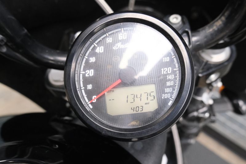 USED 2018 INDIAN MOTORCYCLE SCOUT BOBBER Image 19