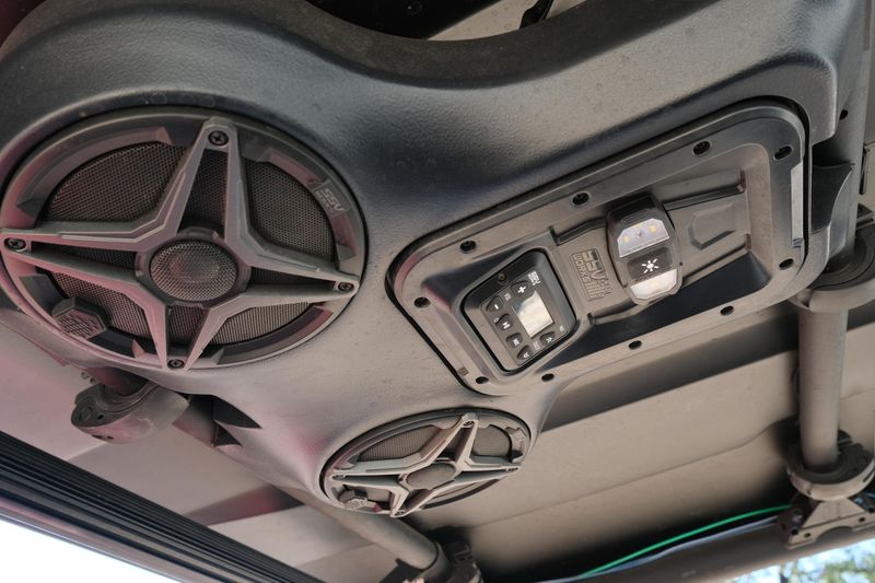 USED 2021 YANMAR LONGHORN EPS Image 22