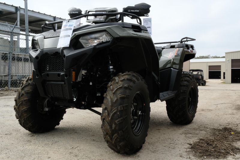 2025 POLARIS SPORTSMAN 450 HO EPS SAGE GREEN in a SAGE GREEN exterior color. Family PowerSports (877) 886-1997 familypowersports.com 