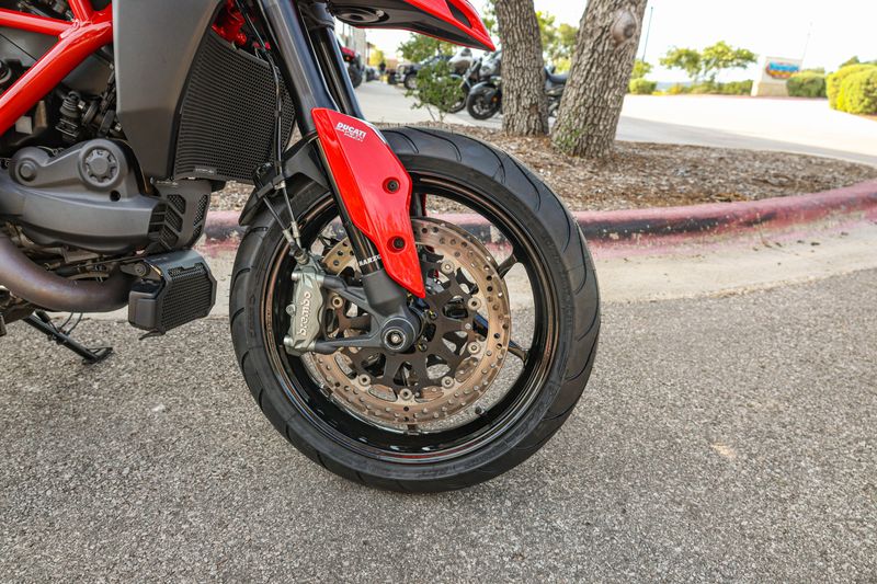 USED 2020 DUCATI HYPERMOTARD 950 SP Image 15