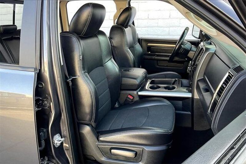2018 RAM 1500 NightImage 6