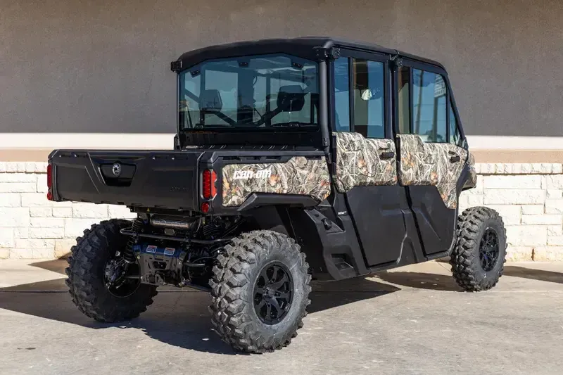 2025 Can-Am DEFENDER MAX LIMITED CAB HD10 WILDLAND CAMO Image 6